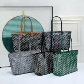 Picture of Goyard Lady Handbags _SKUfw153978683fw